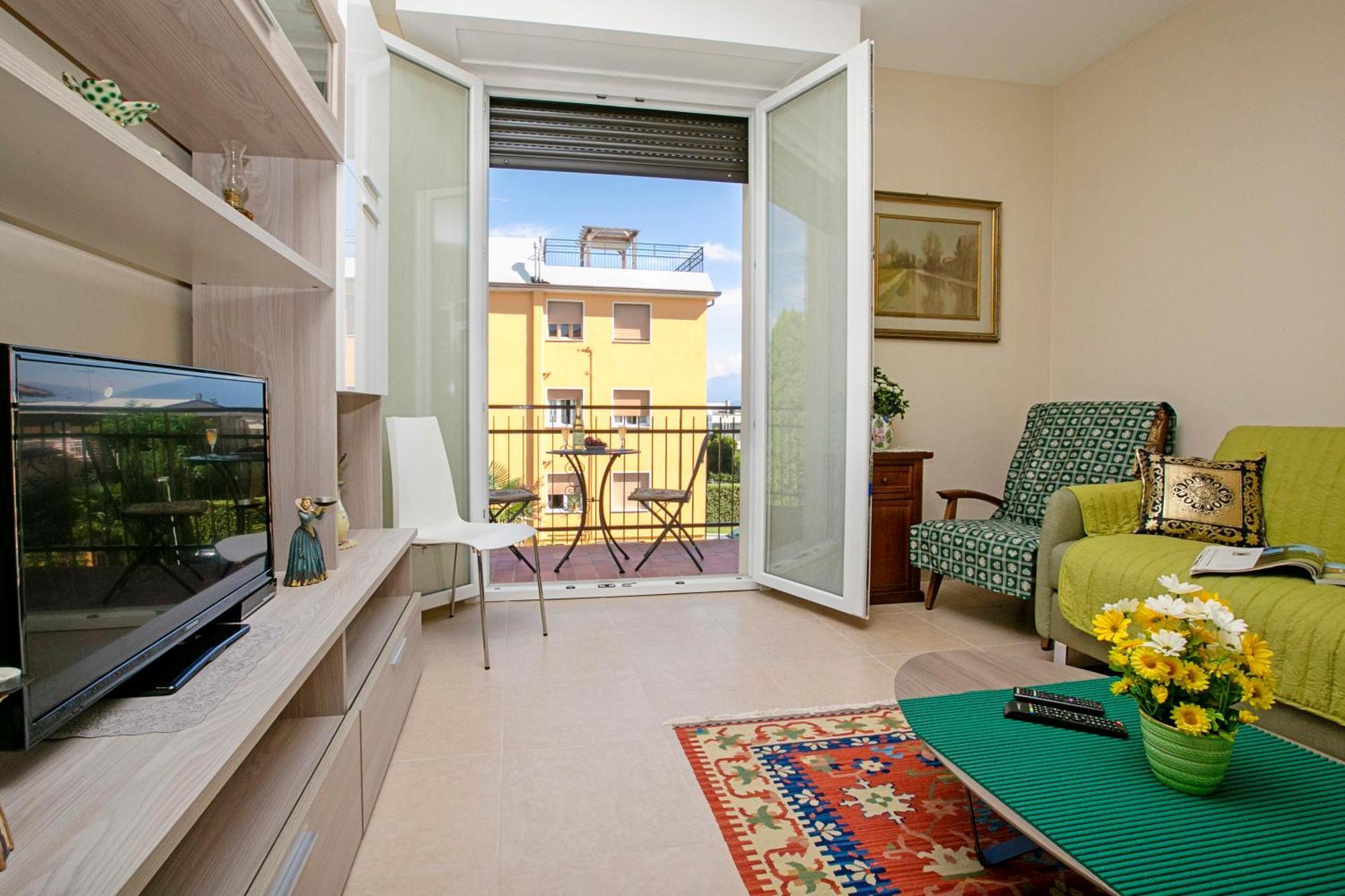 Villa Mimosa - Appartamento 2 - Happy Rentals Десенцано дел Гарда Екстериор снимка